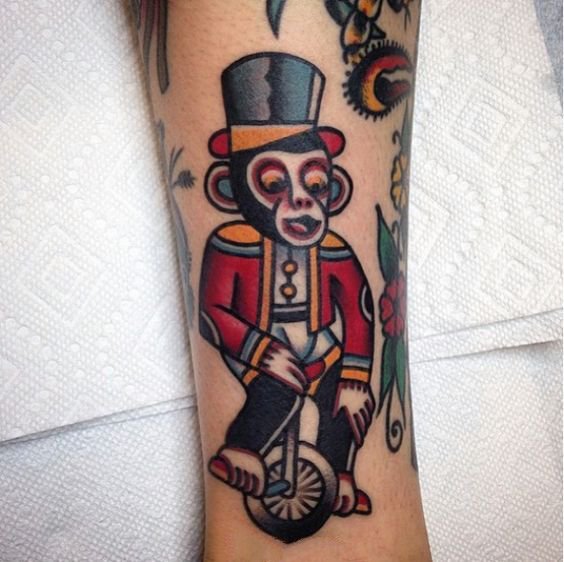 俏皮可爱的猴子纹身图片9张