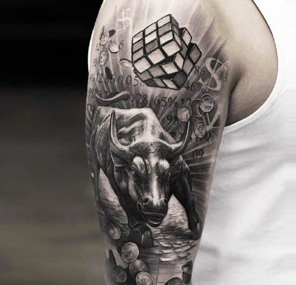 一组威风霸气的公牛纹身图片