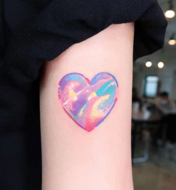 9张色彩丰富的卡通彩色纹身图片