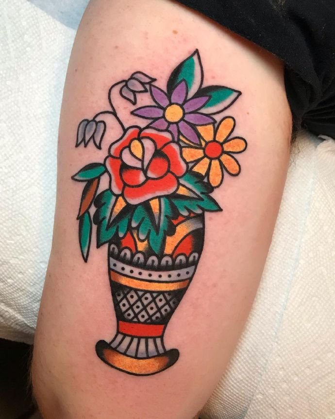 9张趣味的彩色oldschool纹身图片