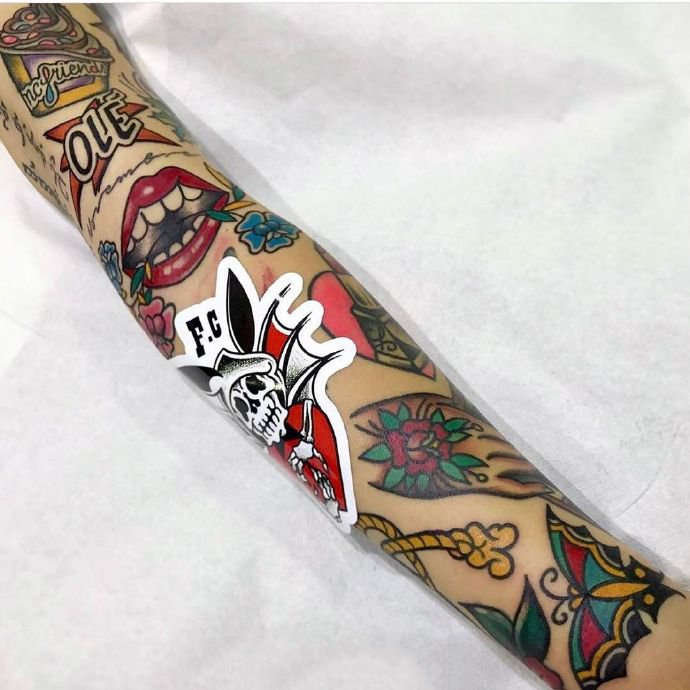 个性炫酷的oldschool拼接花臂纹身图片9张