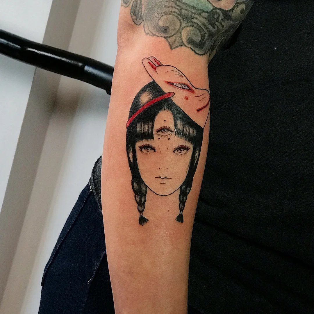 9张漫画里的日式富江女孩纹身图片