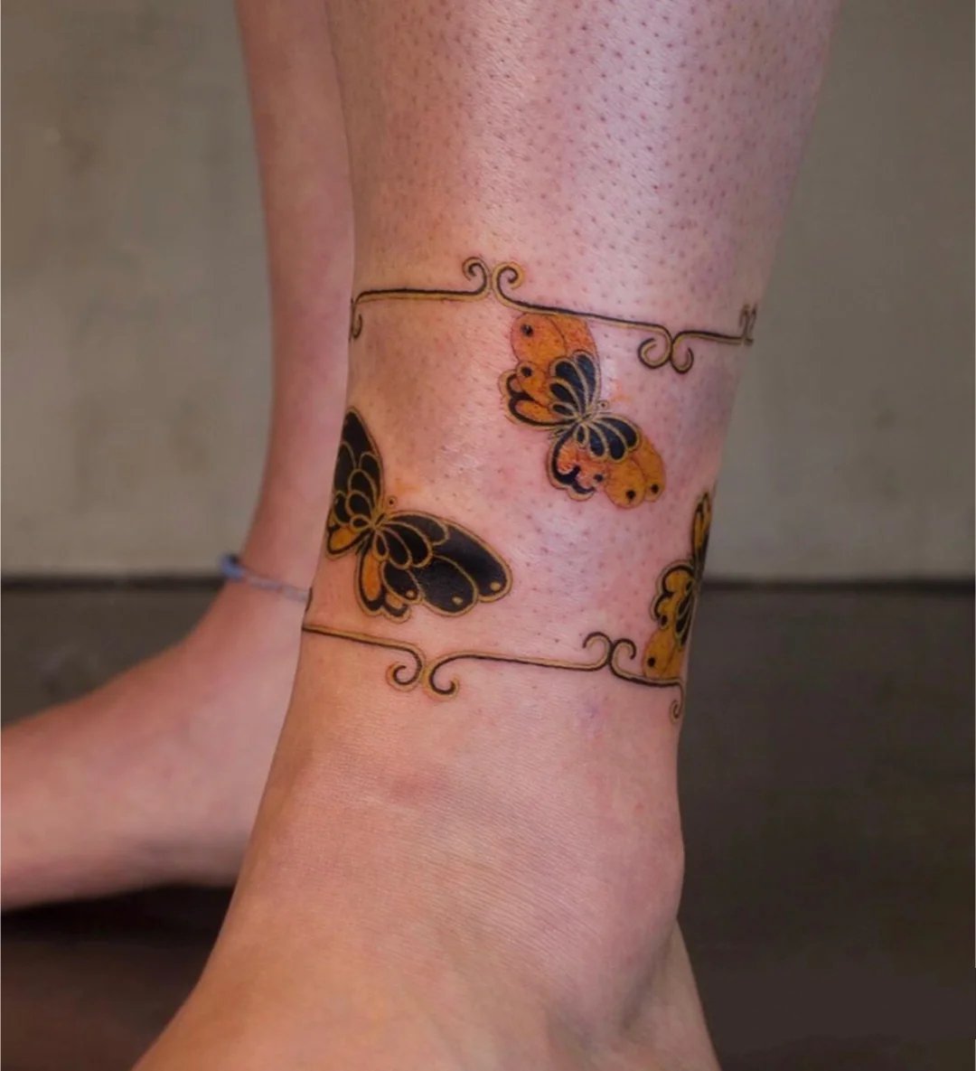 适合做遮盖的9张花蝴蝶主题纹身图片