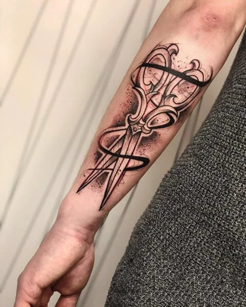 一组手臂上素雅的欧美风纹身图片