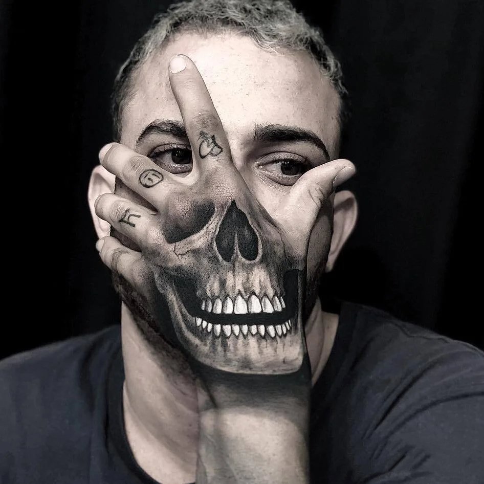 酷酷的黑灰欧美纹身图片9张