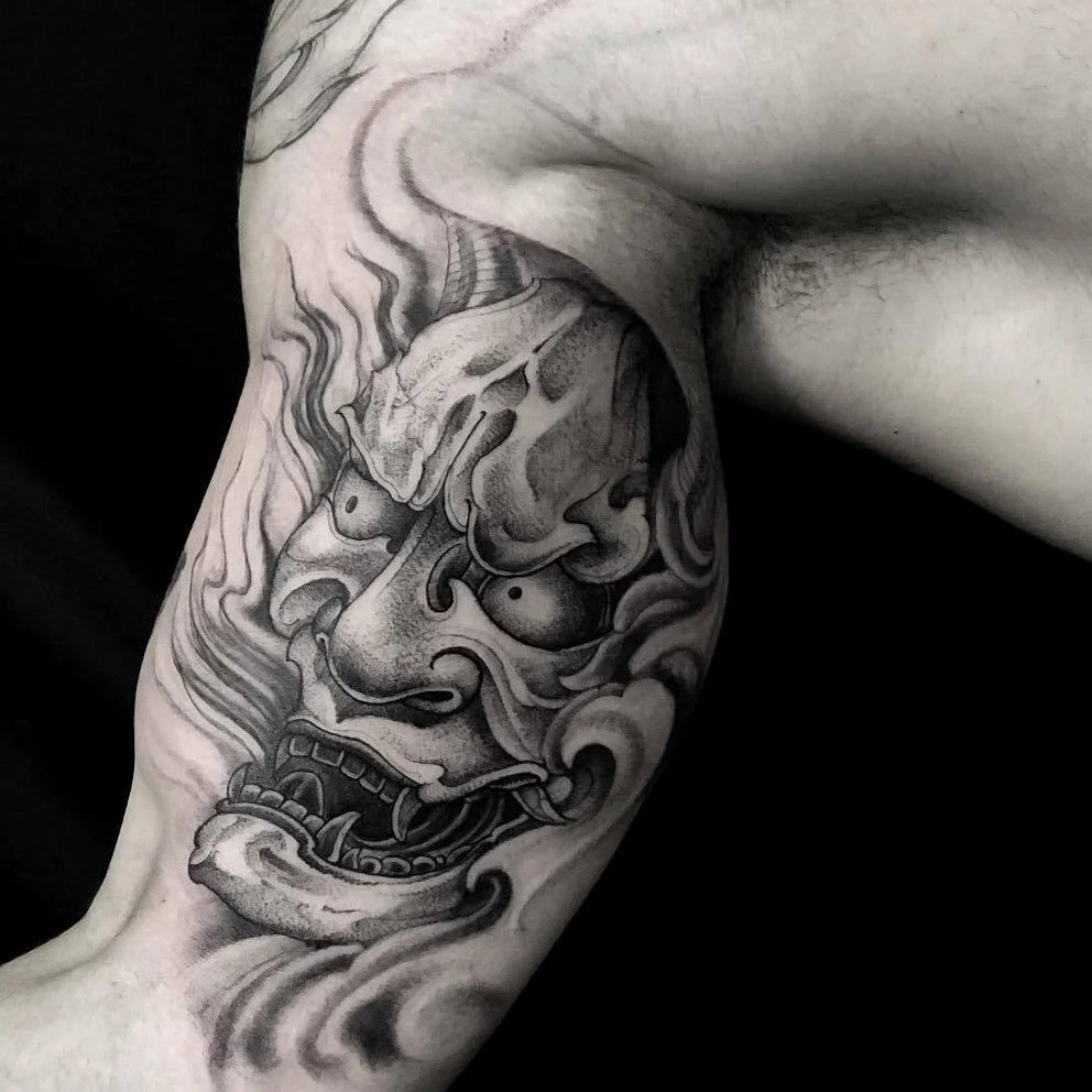 酷酷的黑灰欧美纹身图片9张