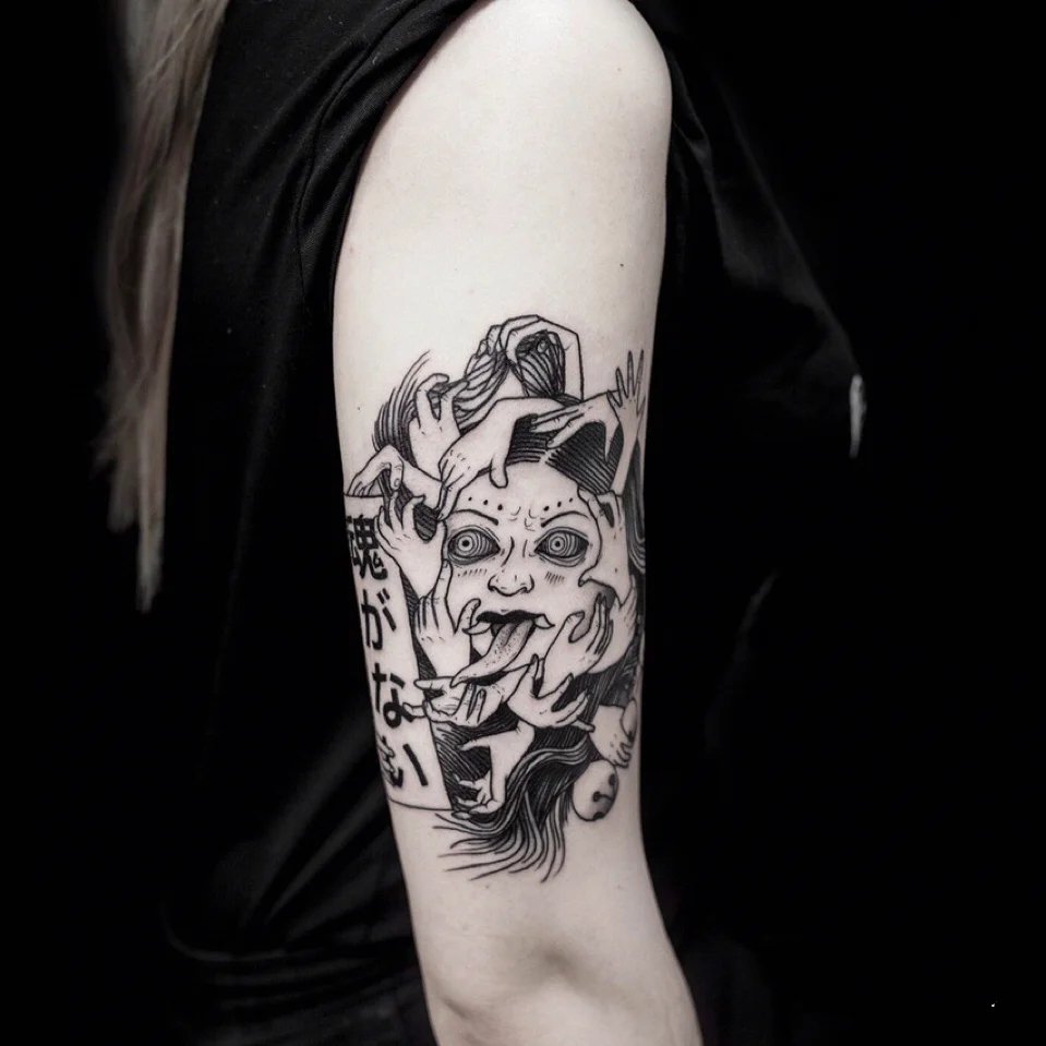 透露着一股诡异气息的日式纹身图片