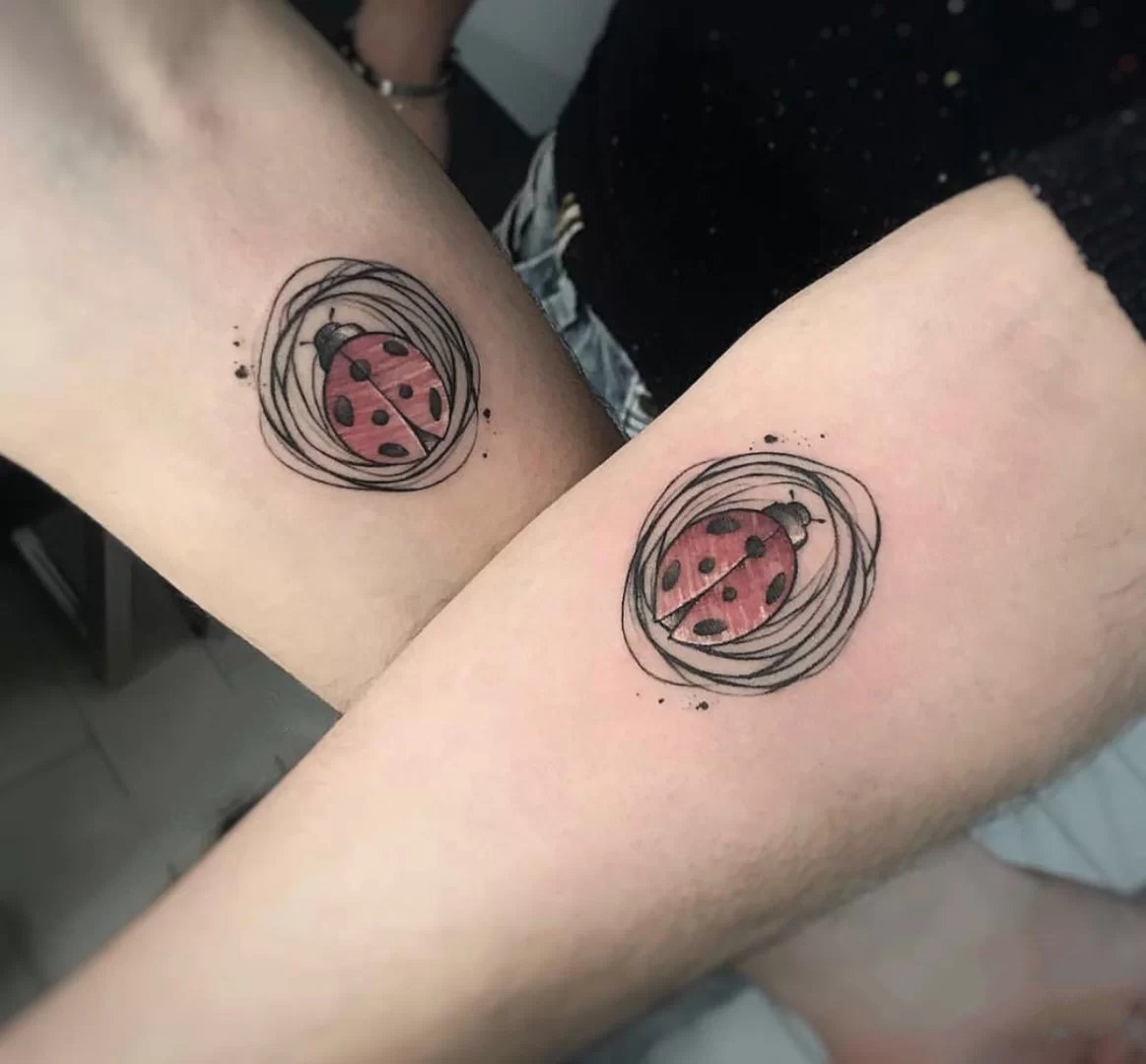 情侣纹身图片9张，一起来一个爱的印记吧