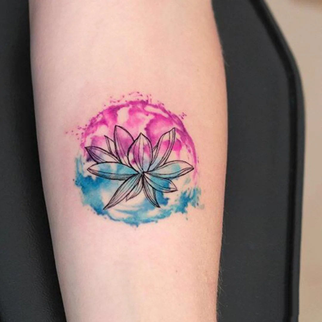 水彩风的一组好看纹身图片推荐