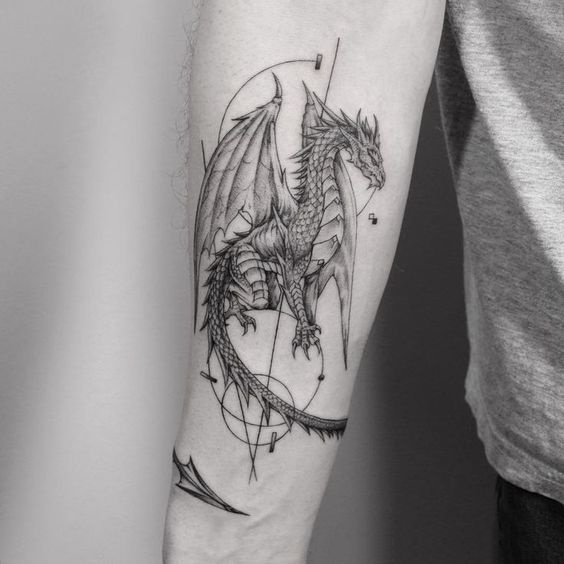 霸气的传统龙纹身图片9张