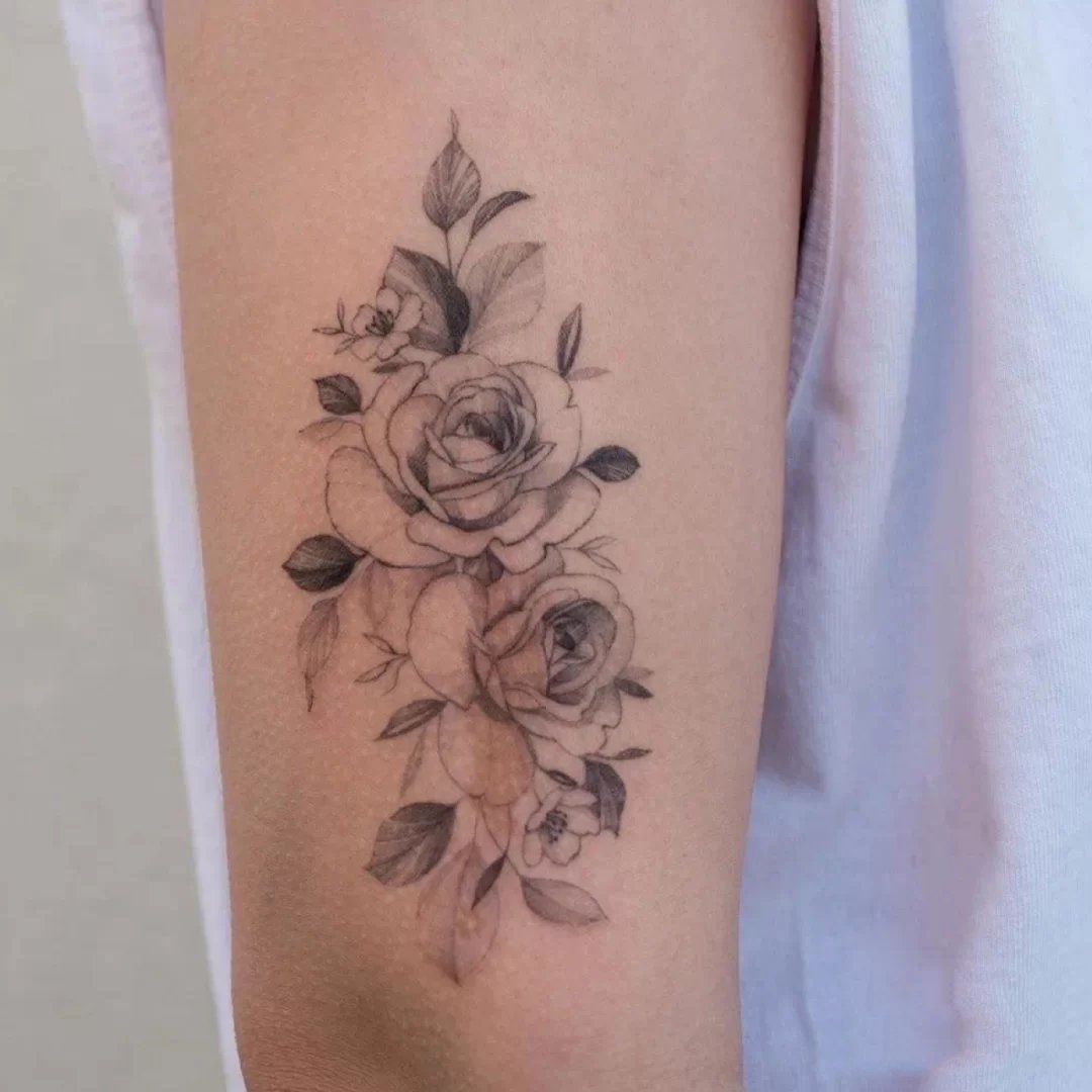 百看不厌的素花纹身图片9张