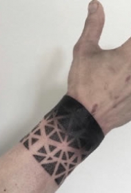 臂环纹身图 好看的一组小臂上臂环纹身作品