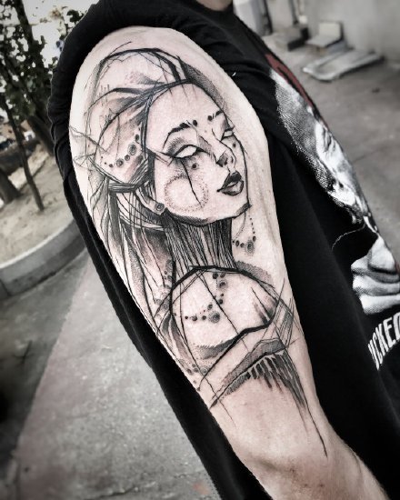 散点纹身 15款超帅的大臂位置的散点纹身图案