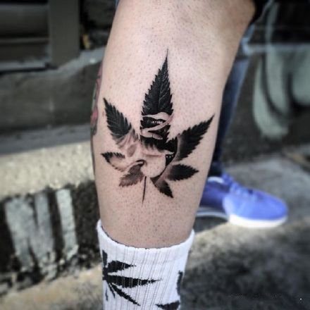 叶子纹身 9款枫叶等叶子轮廓的创意纹身图案