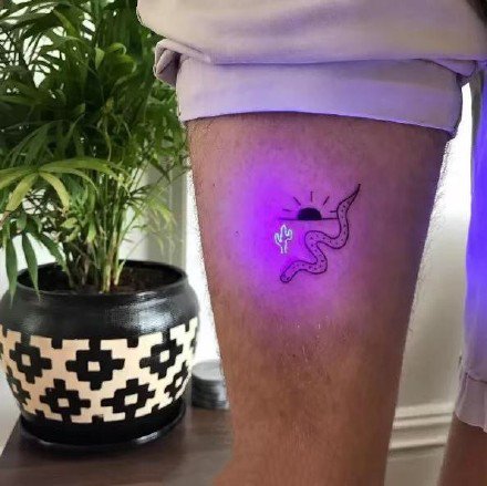 纹身夜光图片 9款荧光纹身的效果图片赏析