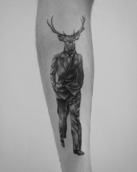 很有创意的一组个性动物头人身的纹身作品