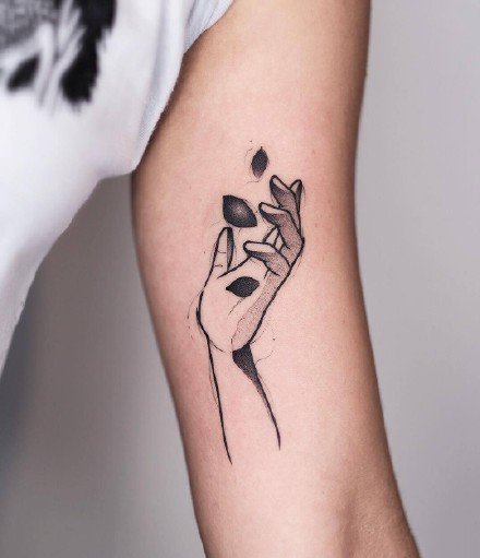 1000元左右小黑灰纹身图案--杭州新纹画刺青报价作品