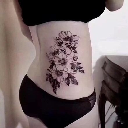 女生素花纹身 适合女生的9款小清新素花纹身图案