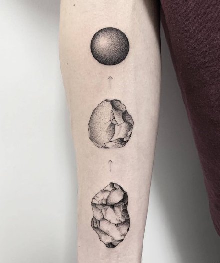 很有创意的9款黑灰小纹身作品图片