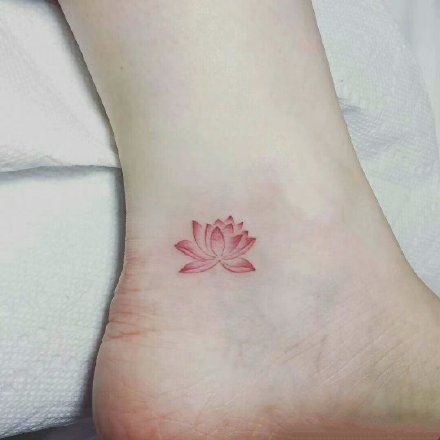脚踝处的一组9款小清新纹身图片