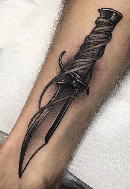 匕首刺青 9款黑色的小臂小刀匕首纹身图案