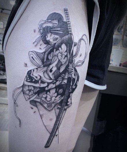 日本元素的9款好看的黑白纹身图片