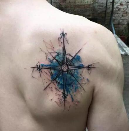 罗盘纹身 9款漂亮精致的罗盘指南针纹身图案