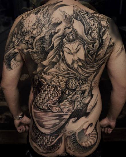 传统人物等风格的的12款大满背纹身图案