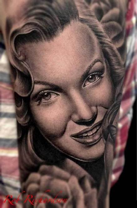 玛丽莲·梦露主题的9款纹身图案作品欣赏