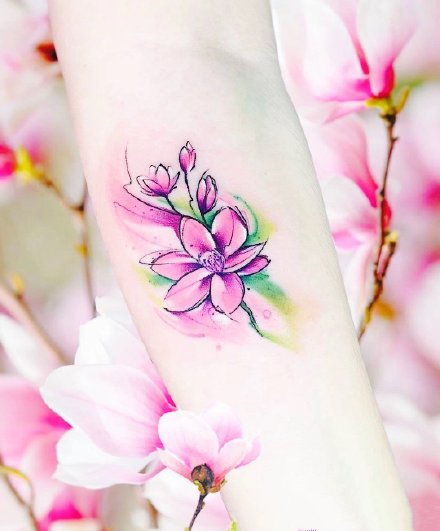 适合女孩子的9款女生水彩小清新纹身图案