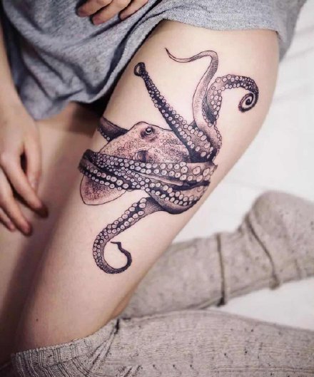 章鱼纹身素材：9款黑色的章鱼纹身图案作品