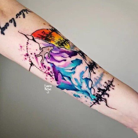 胳膊水彩纹身 漂亮的26款水彩色纹身作品图案