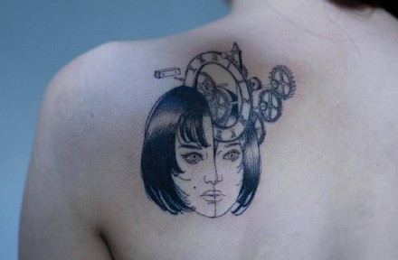 伊藤润二风格的9款富江恐怖漫画纹身图案