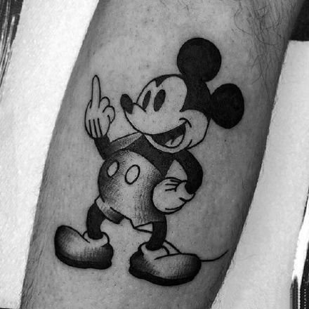 一组黑灰色的小米老鼠纹身图片