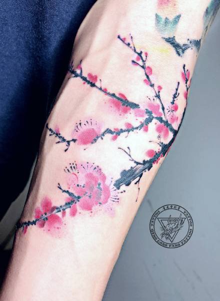 岁寒三友之梅花主题的9款纹身图案