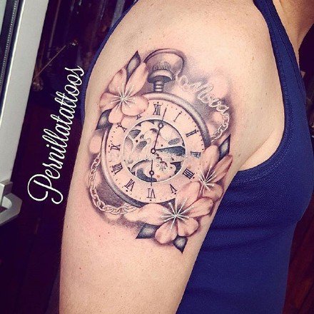 9款好看的胳膊上的怀表纹身图案