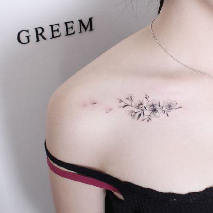 9款小清新的女孩子锁骨纹身图案