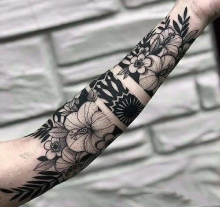 15款环绕手腕手臂的手环臂环纹身作品