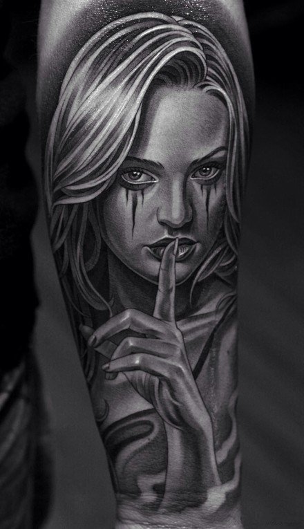 西海岸风格的一组包臂女郎等纹身作品