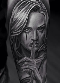 西海岸风格的一组包臂女郎等纹身作品