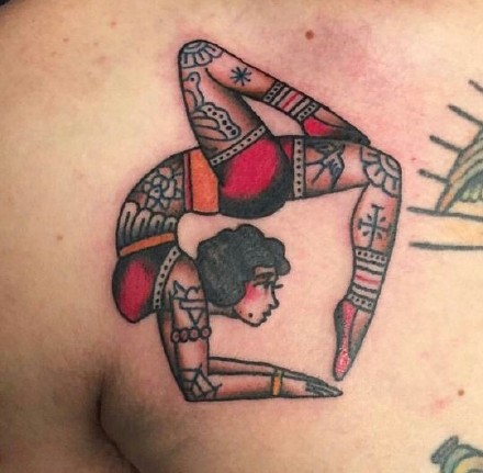 瑜伽纹身 瑜伽爱好者的一组创意纹身图案