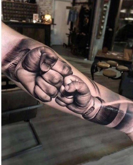 18款父亲与孩子的父爱主题纹身图案