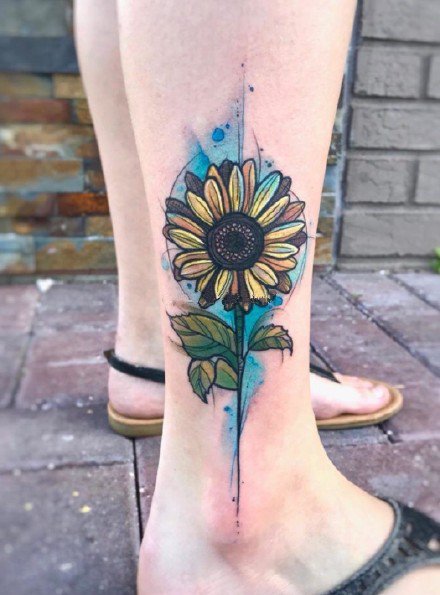 向阳花纹身 夏日一组艳丽的向日葵纹身图片
