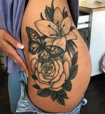 女生大腿素花纹身 18款性感女神的大腿素花纹身图案