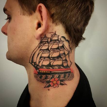 帆船纹身 oldschool风格的9款帆船题材纹身图片
