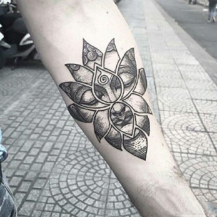 佛像纹身 好看的9款佛像主题的纹身作品图案