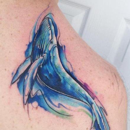 好看的一组小清新鲸鱼和海豚纹身图案