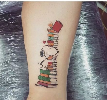 可爱的9款卡通史努比纹身图案