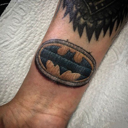 刺绣纹身 18款彩色的创意刺绣主题的纹身图片