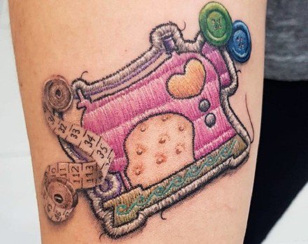 刺绣纹身 18款彩色的创意刺绣主题的纹身图片